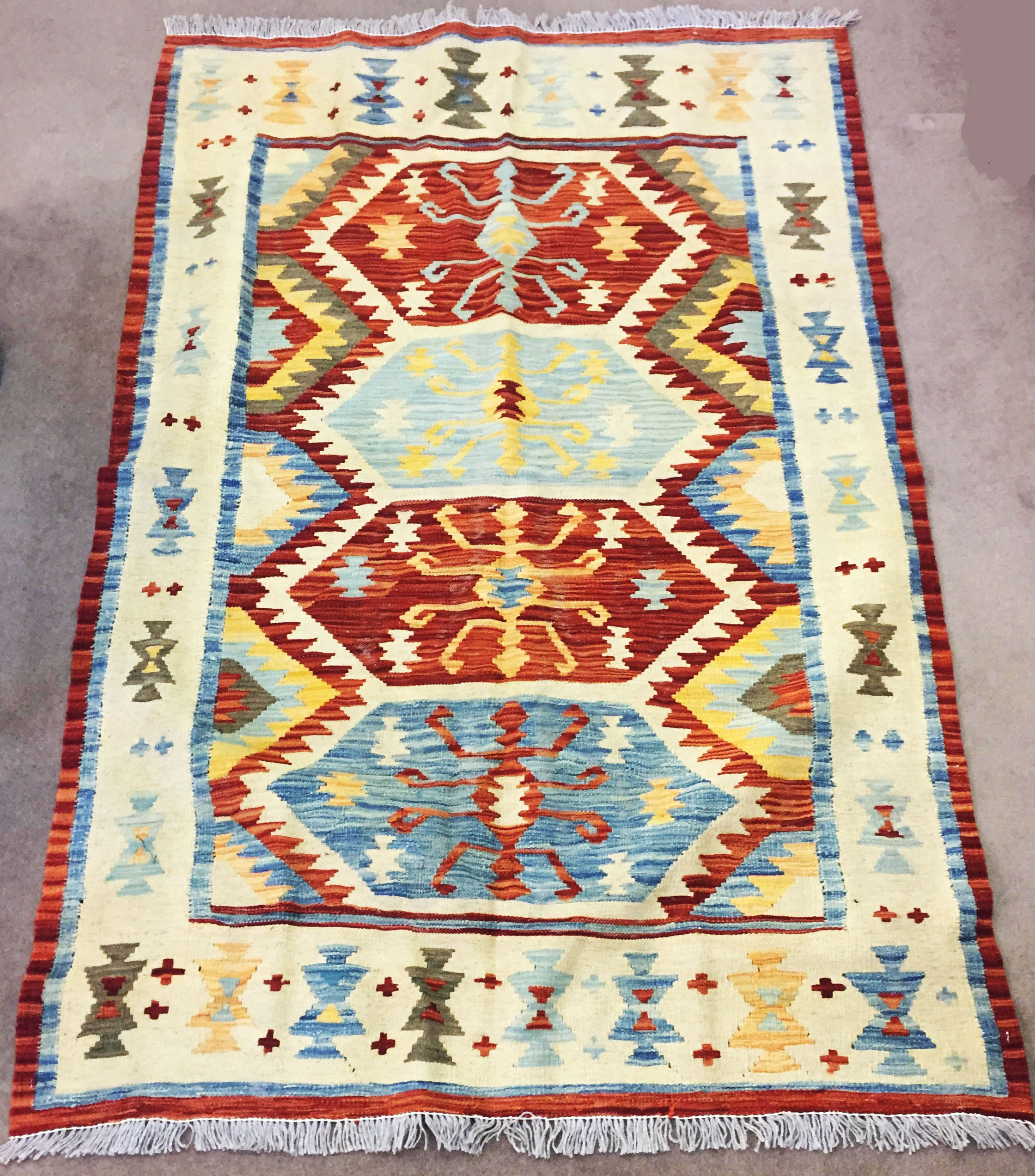 Blue Beige Red Rug 192 X 123 Cm, Cost To Ship A Rug